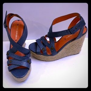 Via Spiga blue leather wedge sandal size 7M